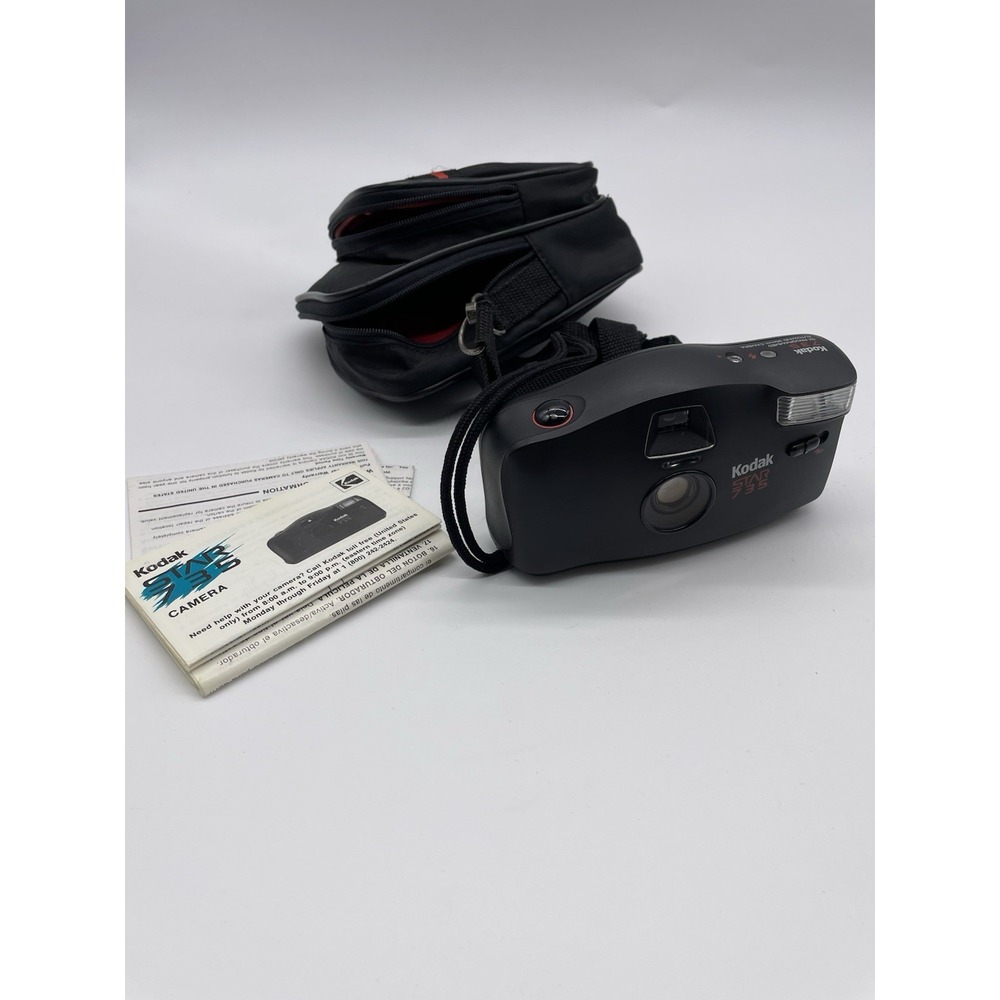 Kodak Star 735 Camera Built-in Flash 35mm UNTESTED With Bag Instructions